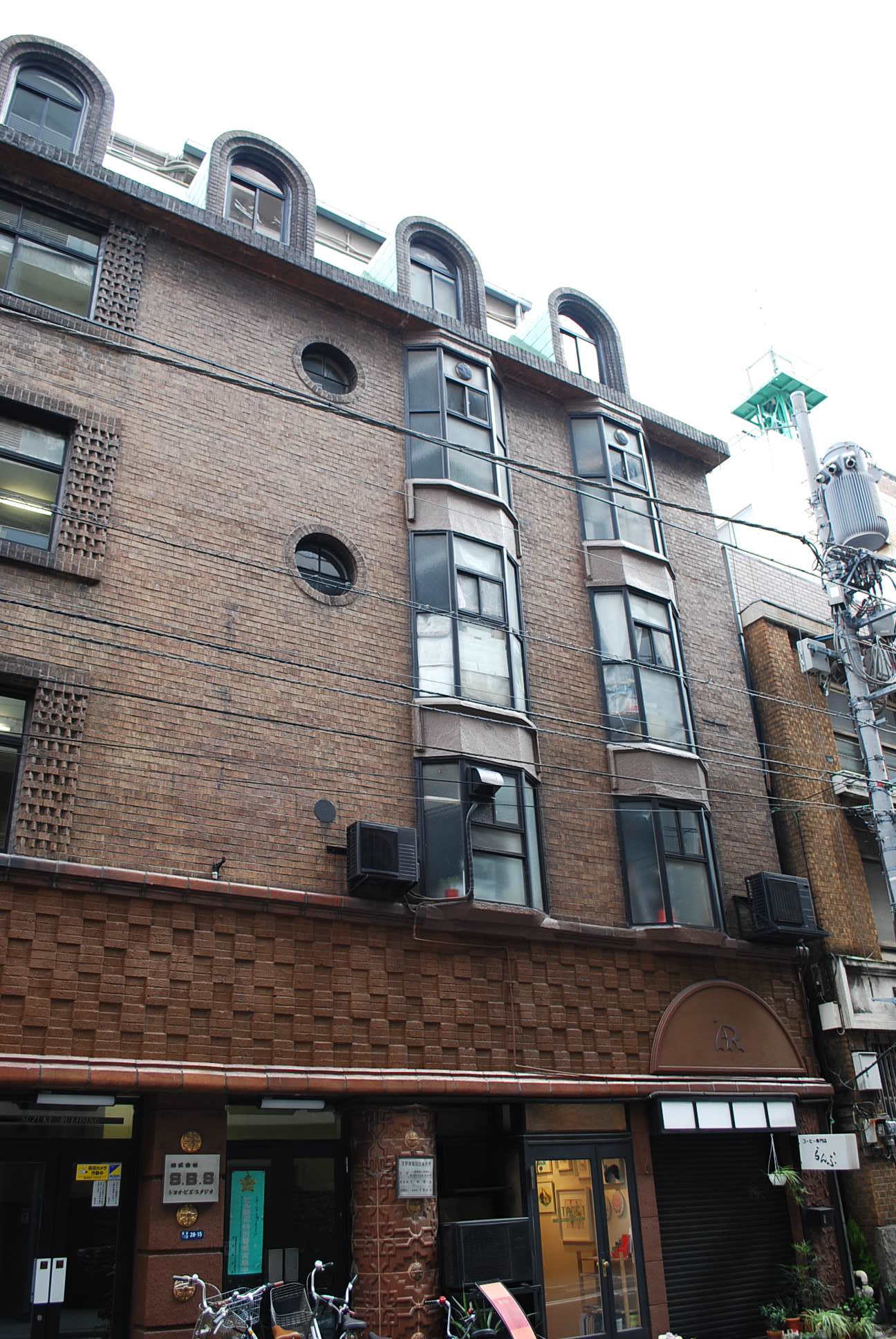 東京銀座の鈴木ビルディング(建築家・山中節治作品研究2022)_f0142606_17544478.jpg