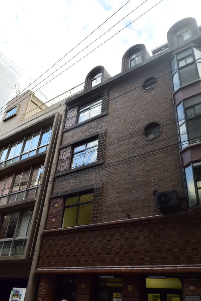 東京銀座の鈴木ビルディング(建築家・山中節治作品研究2022)_f0142606_00574158.jpg