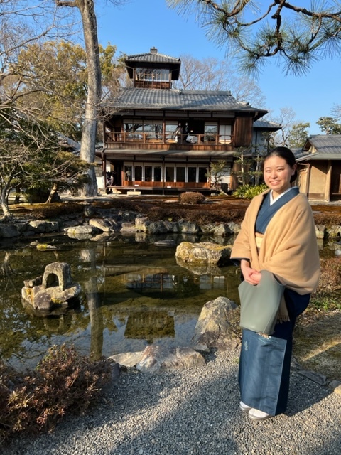 旧三井家下鴨別邸のお庭で出会った、素敵な着物姿の女性。_f0181251_18045660.jpg