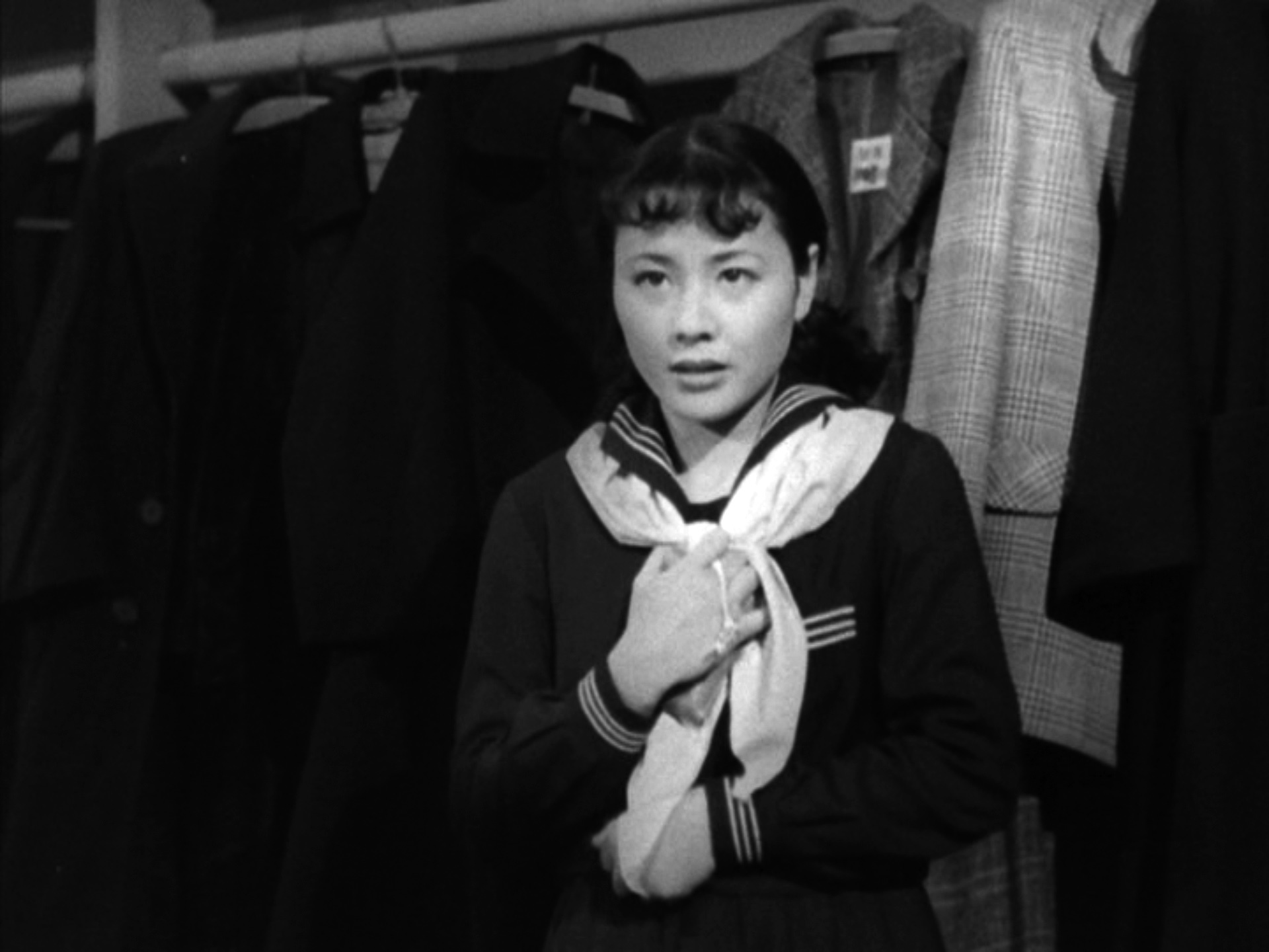 南田洋子（Yoko Minamida）「十代の性典」（1953）・・・というわけで、其の弐_e0042361_20041569.jpg