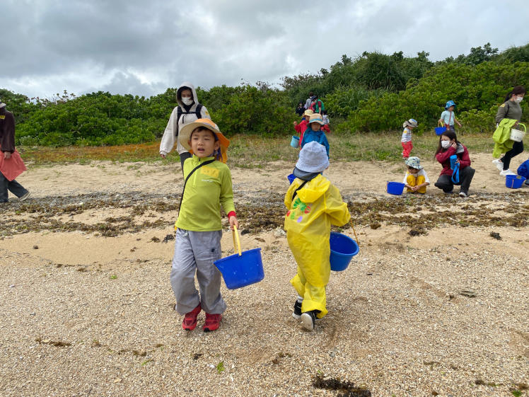 青空ようちえん〔週末〕沖縄そばづくりwith麺家にらい(2/19)人気沖縄そば屋さんの並里店長直伝!こねて、伸ばして、切って、親子で沖縄そば作りに挑戦!_d0363878_20575360.jpg