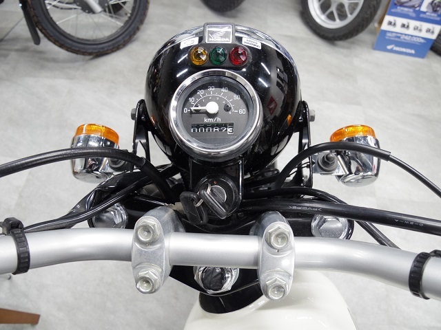 APE（エイプ50）出来ました！ : バイクの横輪