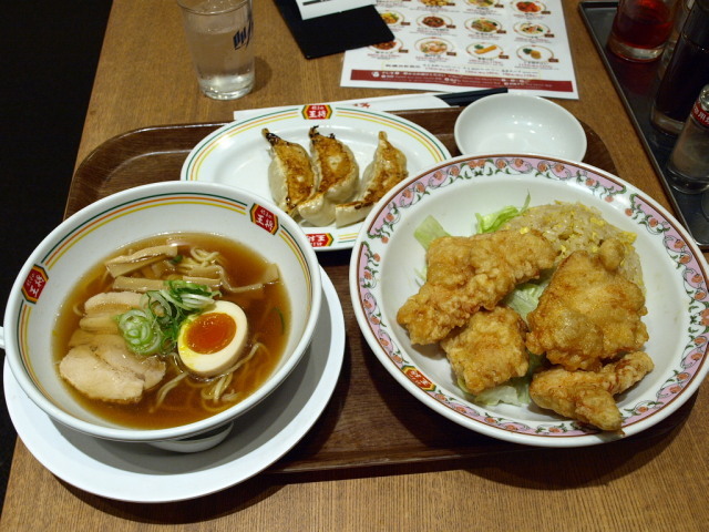 餃子の王将 イオンモール苫小牧店 その2(のっけ盛り炒飯 Bセット)_d0153062_07244054.jpg