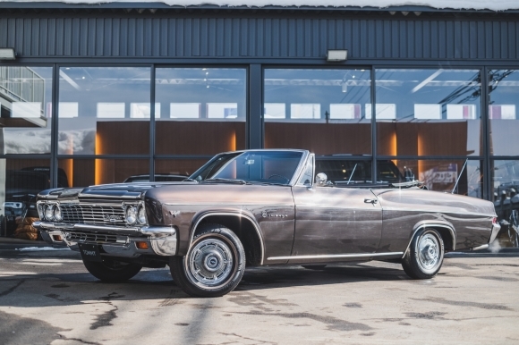 66インパラコンバーチブル在庫してます！！☆3月3日(木)TOMMY MOTORS