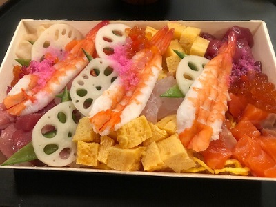 ととやのちらし寿司_f0019247_22050899.jpg