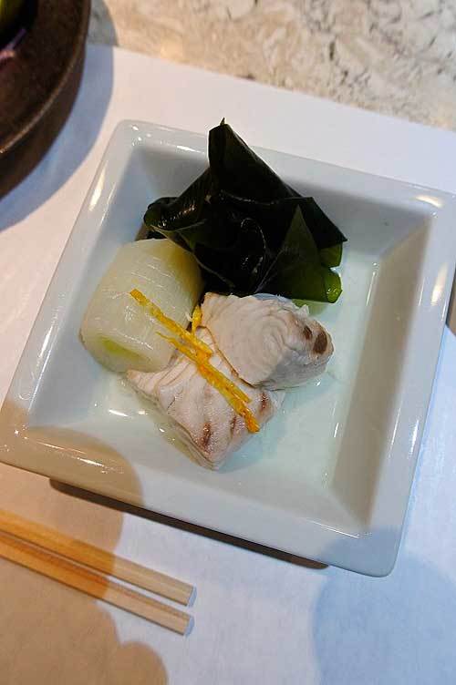 【(山梨グルメ)昭和町「すし 小次郎」で 再びの小ぶりなお鮨を堪能!!】_a0005436_10585688.jpg