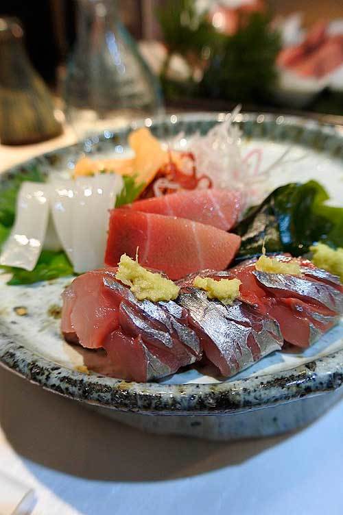 【(山梨グルメ)昭和町「すし 小次郎」で 再びの小ぶりなお鮨を堪能!!】_a0005436_11023106.jpg