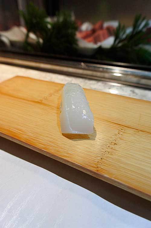 【(山梨グルメ)昭和町「すし 小次郎」で 再びの小ぶりなお鮨を堪能!!】_a0005436_11375567.jpg