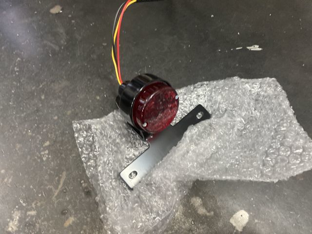 250TR カスタム Y君号 進んでます!_a0164918_11112975.jpg