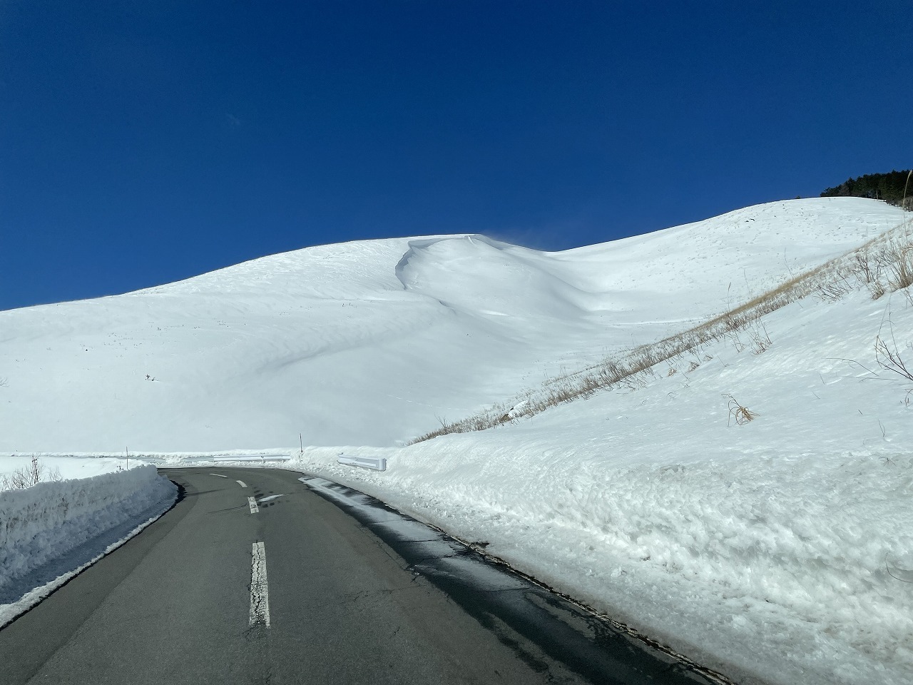 雪庇_c0201450_20011215.jpg