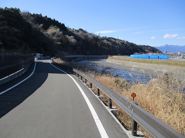 西公園を通り、潤井川沿いを富士宮まで足を伸ばしたウォーキング_f0141310_08151641.jpg