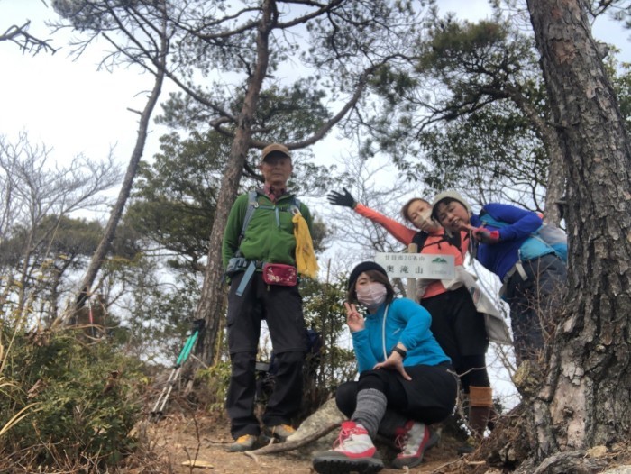 奥滝山ーロックガーデンー帆柱山縦走_c0116915_00534859.jpg