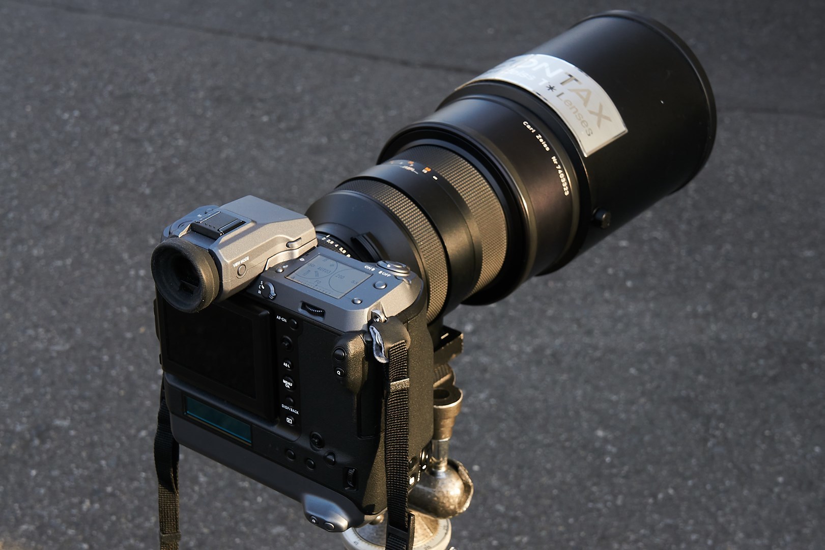 GFX100に、CONTAX Apo-Sonnar T*200mm F2 MMを付けてみた GFX100に、CONTAX Apo-Sonnar T*200mm F2 MMを付けてみた