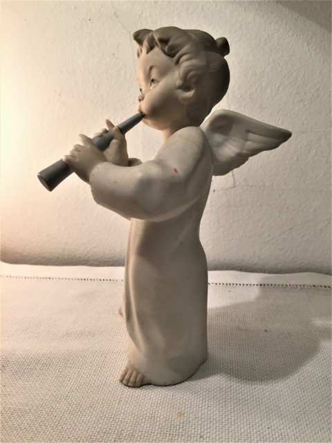 リヤドロ笛吹天使のフィギュア2 値下げ : スペイン・バルセロナ