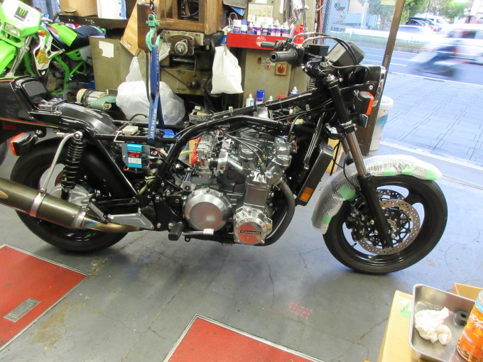 KAWASAKI KZ1300・・・エンジンでござります♪その24_a0163159_23553111.jpg