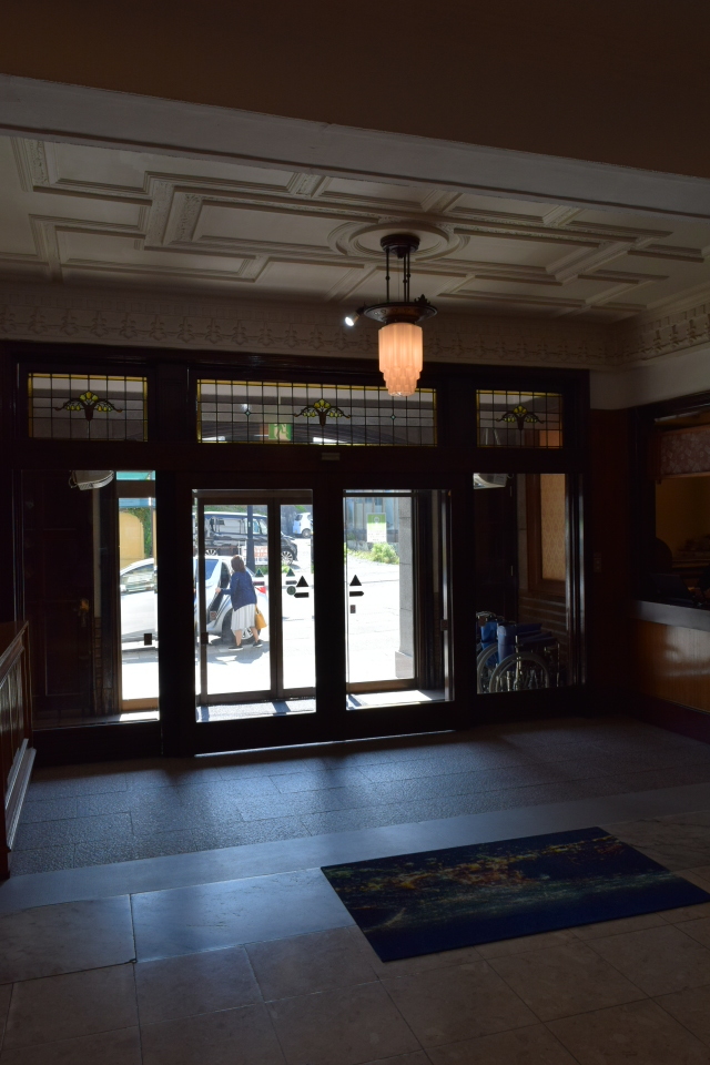 函館市末広町の五島軒本館(函館の建築再見2022)_f0142606_17120031.jpg