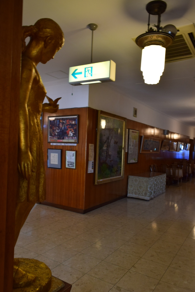 函館市末広町の五島軒本館(函館の建築再見2022)_f0142606_17133083.jpg