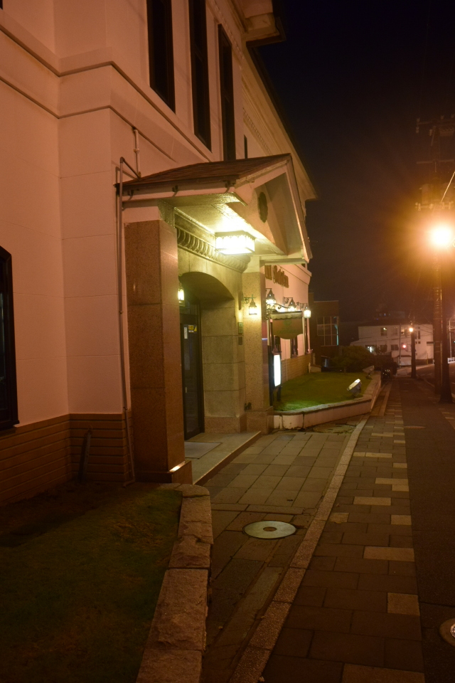 函館市末広町の五島軒本館(函館の建築再見2022)_f0142606_17355703.jpg