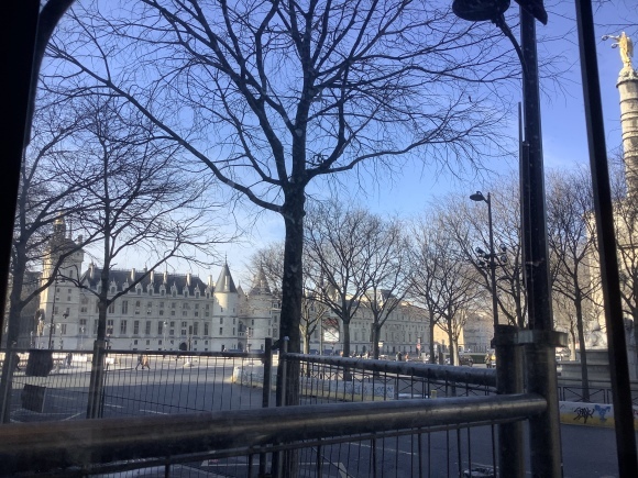 今のうちにパリで色々　by ロン＠フランス_d0227344_06424692.jpeg