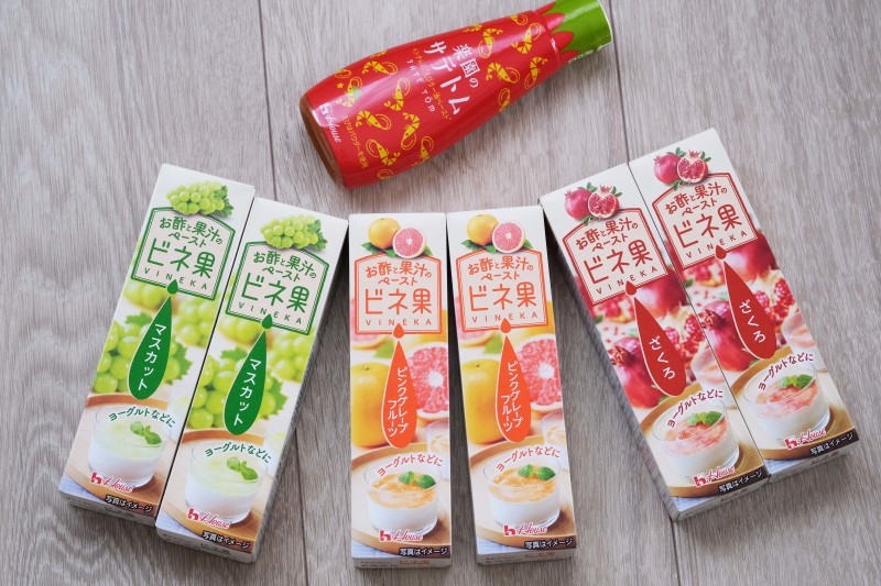 かぶとスモークサーモン「ビネ果」のせ_d0377645_23043199.jpg
