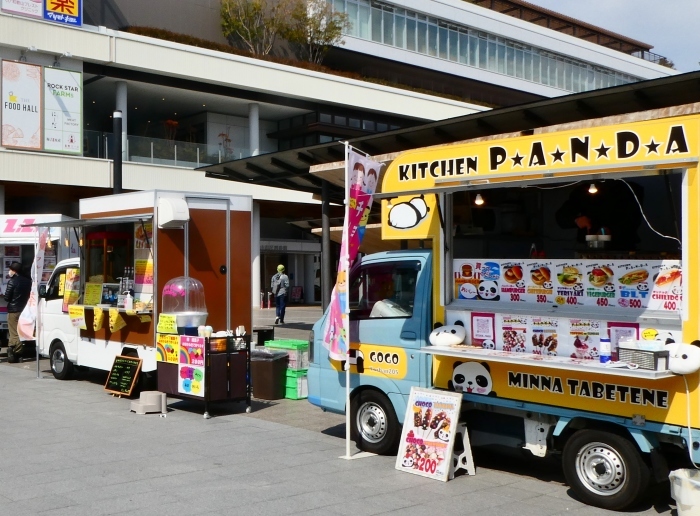 　　和歌山市駅前広場にて　　２０２２-０３-１４　００：００ 　_b0093754_23492006.jpg