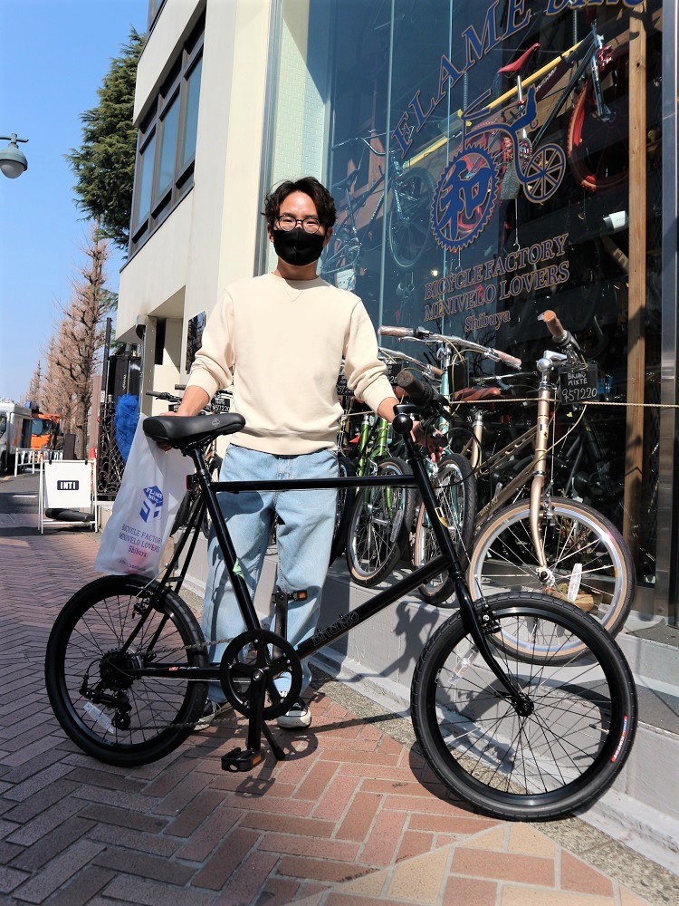 3月12日 渋谷 原宿 の自転車屋 FLAME bike前です_e0188759_18401239.jpg