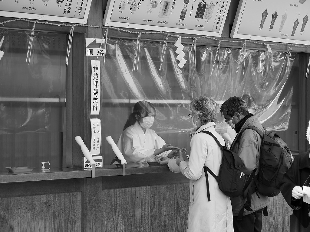 久々のMONOCHROME_e0374932_06595614.jpg