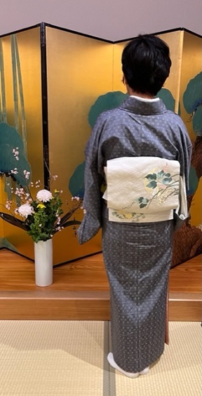 きもので祝う女性の日・萬重さんその4・お昼のお弁当。_f0181251_15411980.jpg