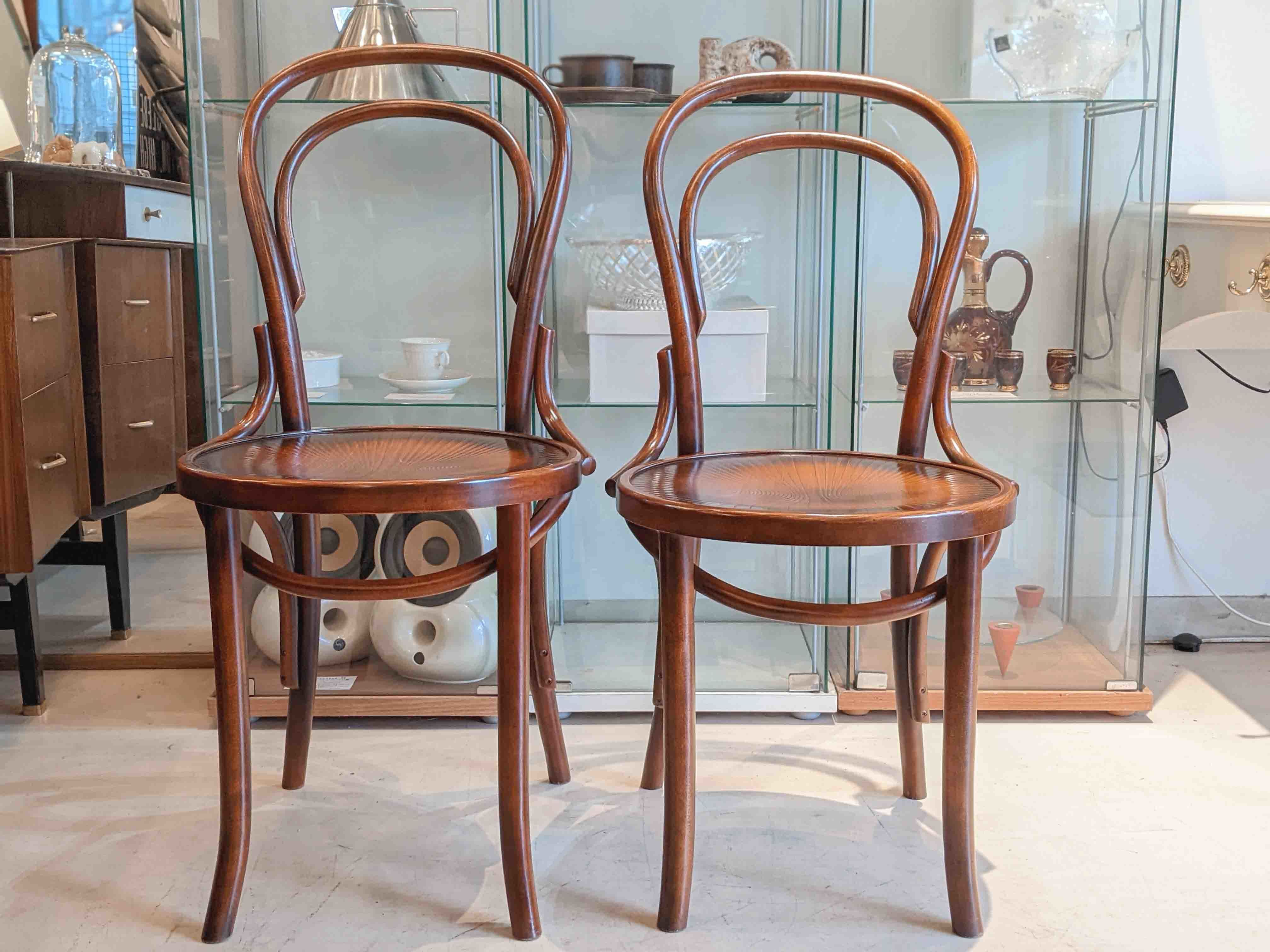 ① ファメグ FAMEG ベントウッドチェア No.4 ダイニングチェア　木製 ファメグ FAMEG ベントウッドチェア No.4 ダイニングチェア 木製