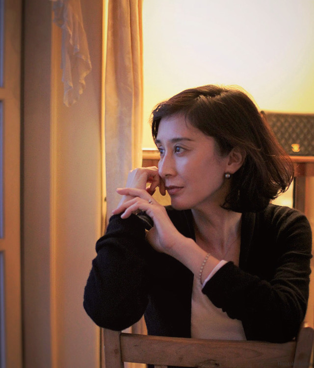 憧れの Inès de La Fressange : Salon de Bijoux Redouté “ルドゥテ”