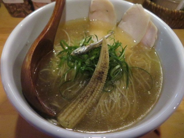 【新店】煮干し醤油＠麺屋 君ヶ水_a0389150_13004700.jpg