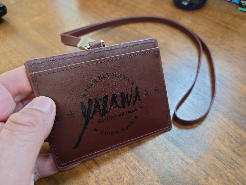 オークションのメンバーカード入れ_b0237229_12224457.jpg