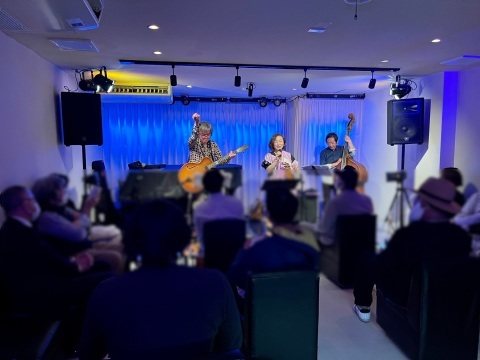 ジャズライブ広島 Jazzlive Cominジャズライブ カミン 明日3月18日_b0115606_12251795.jpeg