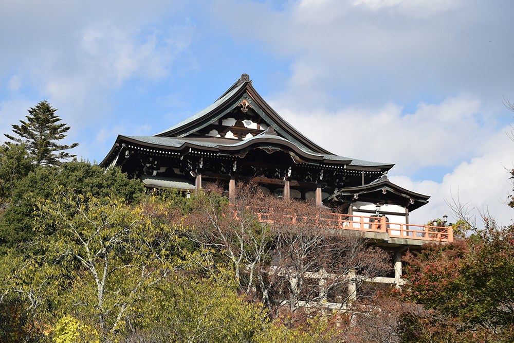 松永久秀終焉の地・信貴山城。 その1 <朝護孫子寺>_e0158128_17432941.jpg