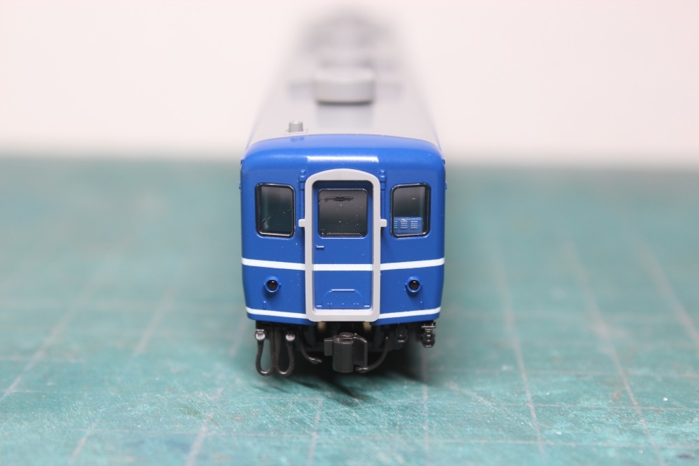 KATO 12系客車JR東日本高崎車両センター7輌セットをイジろう KATO 12系客車JR東日本高崎車両センター7輌セットをイジろう