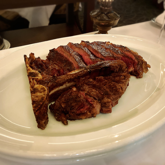 AKARENGA STEAK HOUSE_e0292546_13194422.jpg