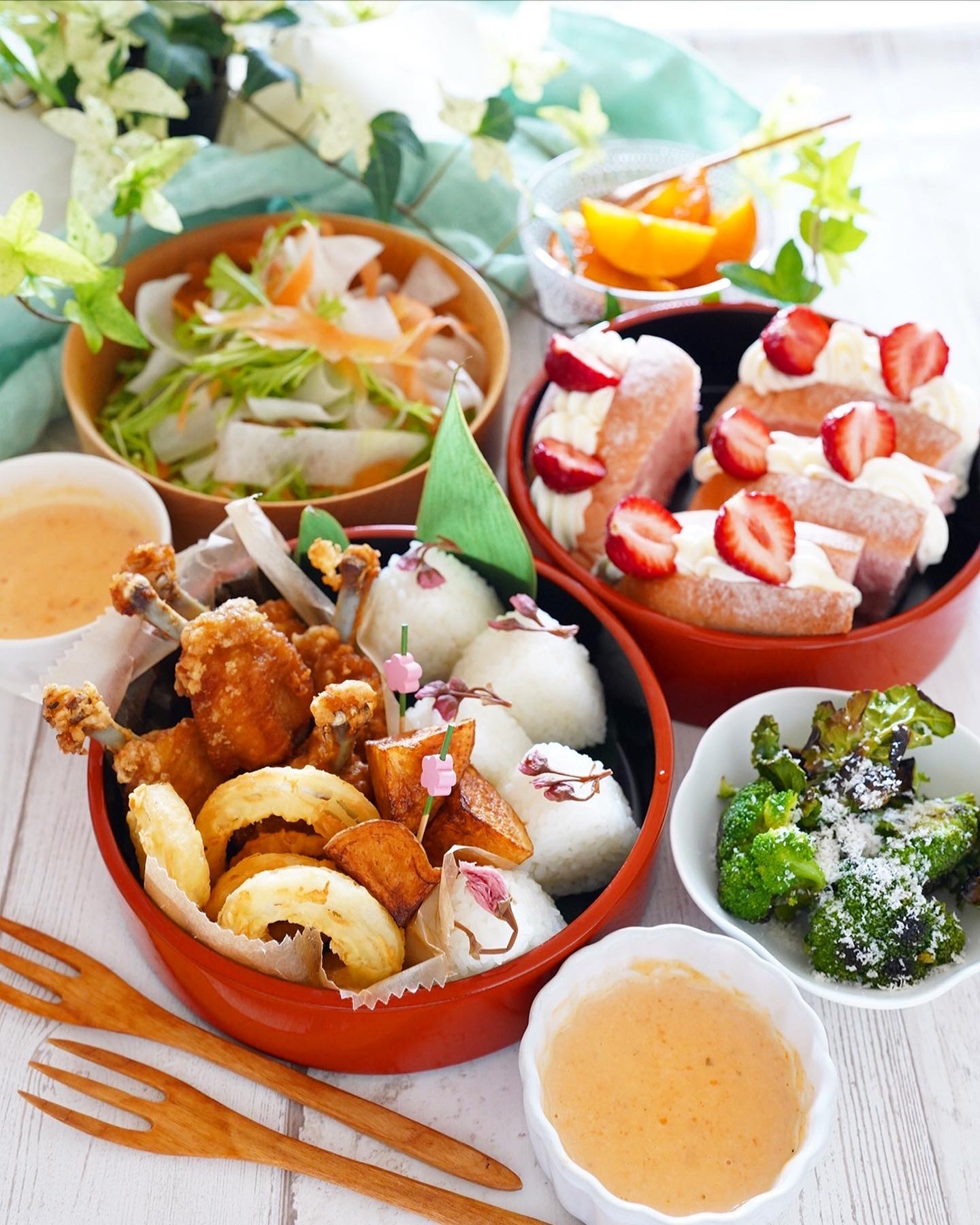 お花見弁当 The Lynne S Mealtimes お花見弁当 The Lynne S Mealtimes