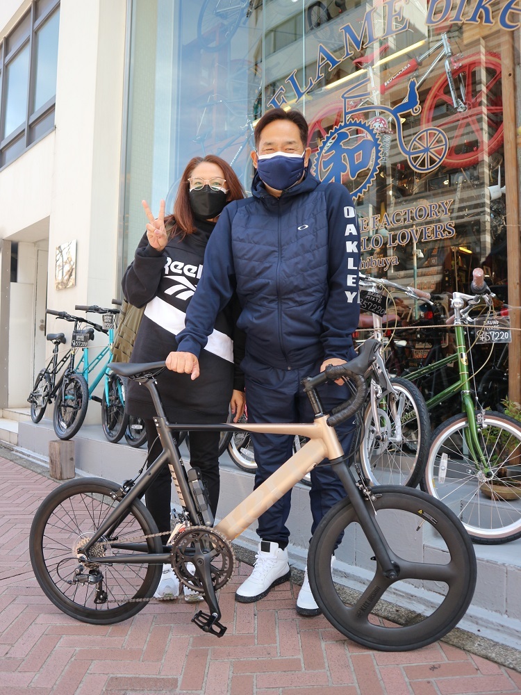 3月19日　渋谷　原宿　の自転車屋　FLAME bike前です_e0188759_18081227.jpg