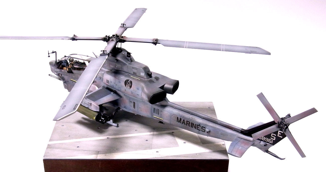 1/35 USMC AH-1Z「ヴァイパー」 完成 : シン・シリウスまで8.6光年