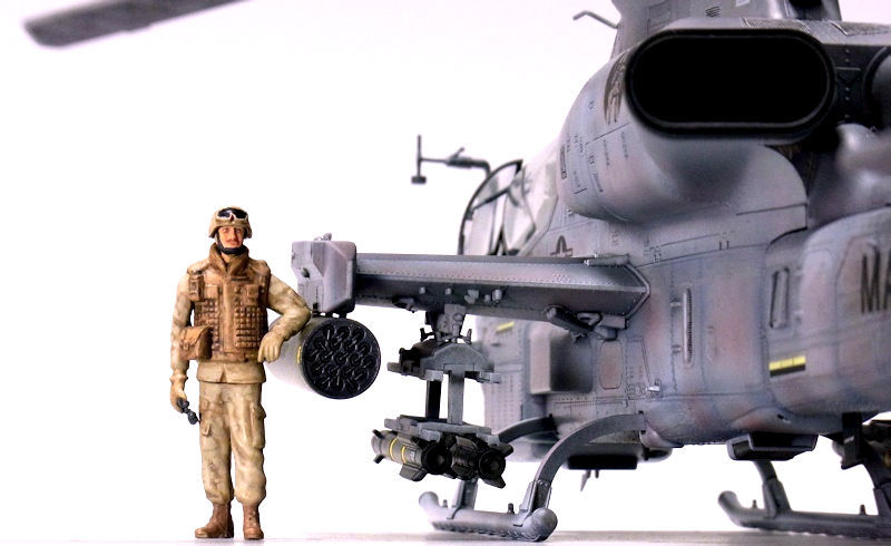 1/35 USMC AH-1Z「ヴァイパー」 完成 : シン・シリウスまで8.6光年 1/35 USMC AH-1Z「ヴァイパー」 完成 : シン・シリウスまで8.6光年