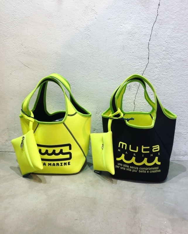 大人気！muta MARINEリバーシブルミニトートバッグ_e0308287_14123630.jpg