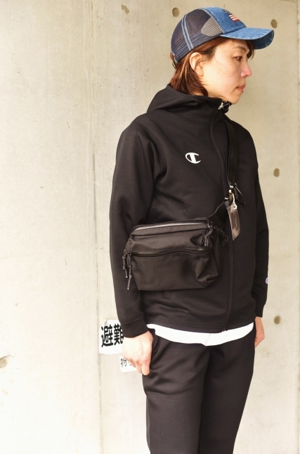 「家飲み」でなく「家着」 Champion ★★_d0152280_09062342.jpg