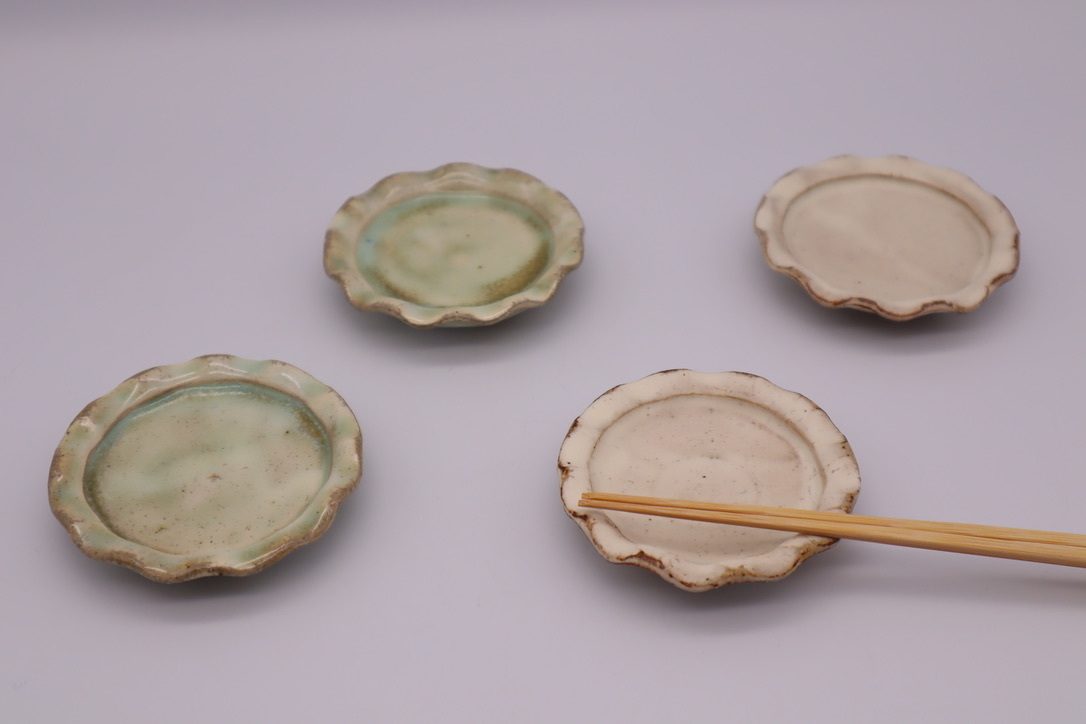 八木橋昇 陶展のご案内 明日から始まります 3/23~28 (その1)_b0132442_15455324.jpeg