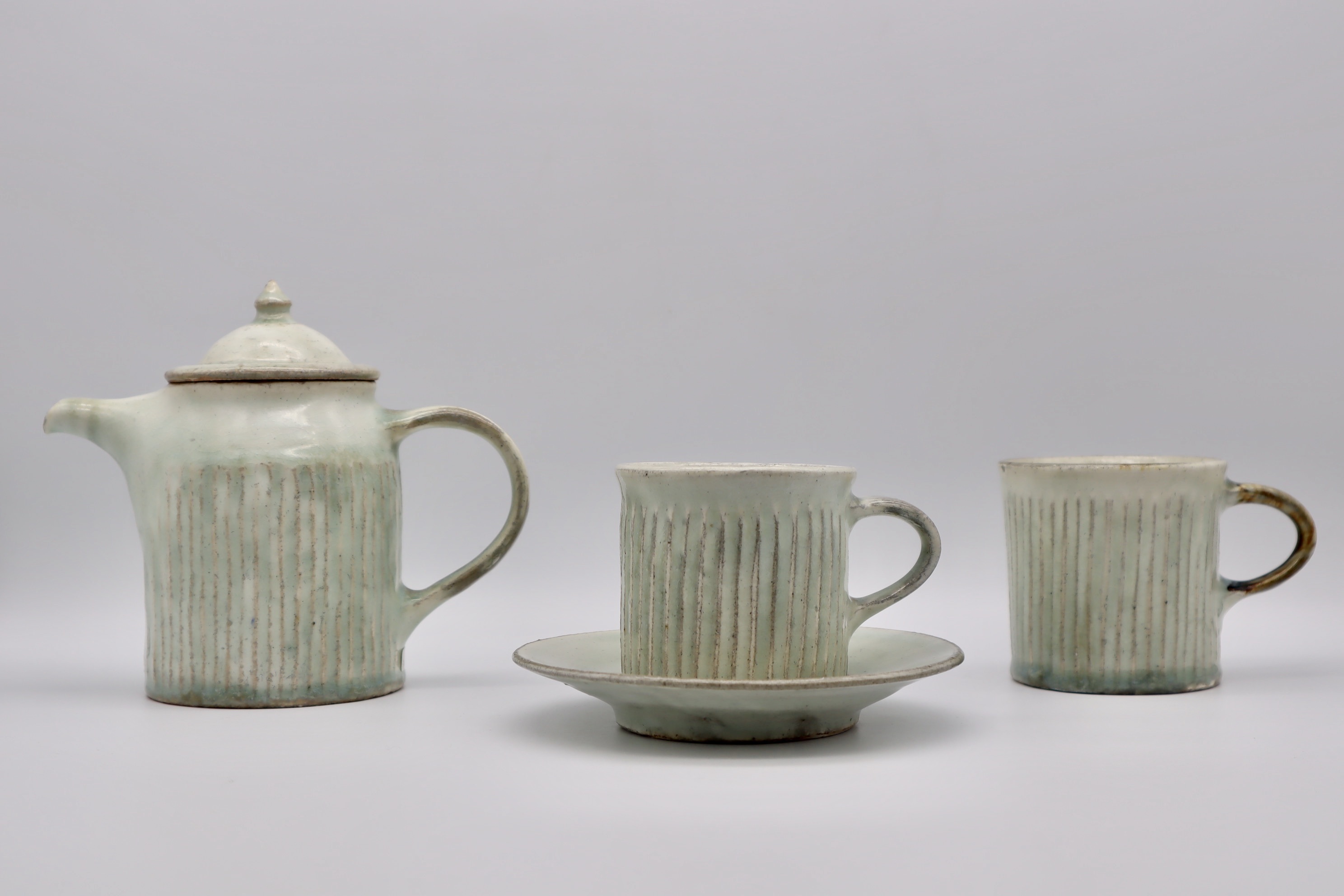 八木橋昇 陶展のご案内 明日から始まります 3/23~28 (その1)_b0132442_15460765.jpeg