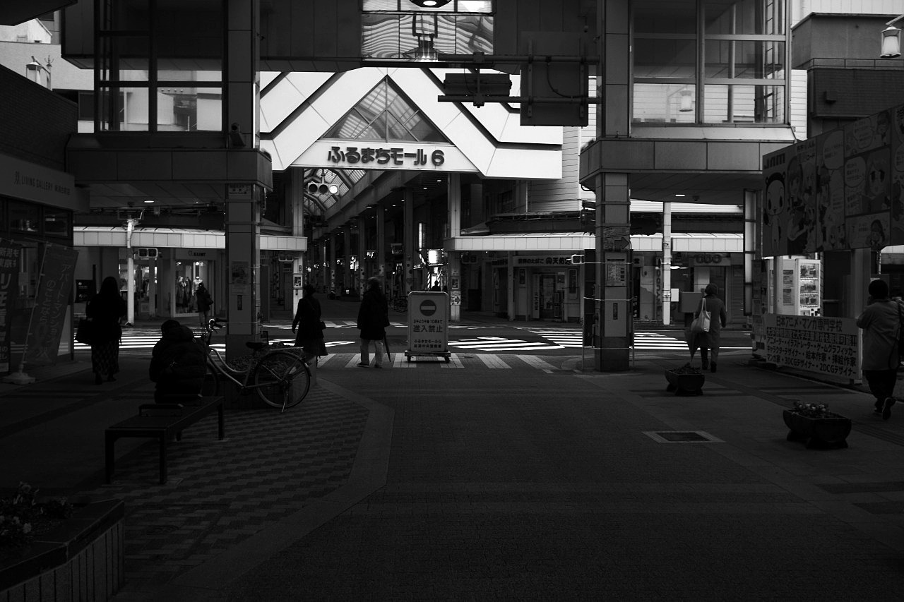 雨の日古町で。20220319_c0082800_21504108.jpg