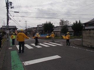 渡るなら Let’s Sign_d0172404_16234674.jpg