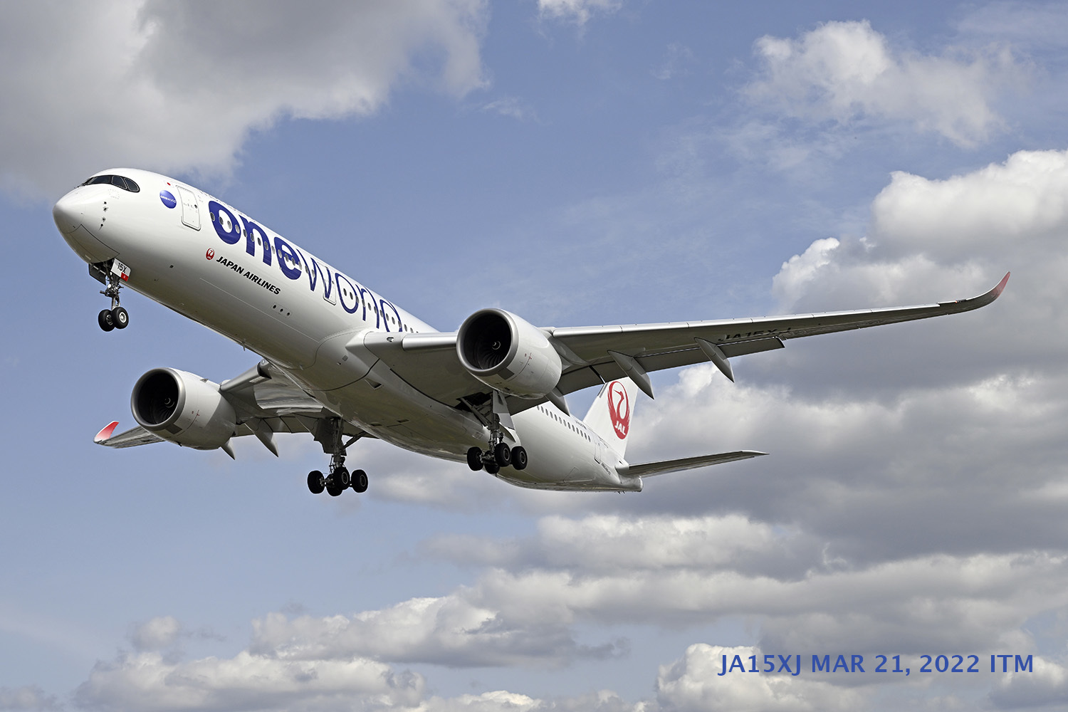 15機めのJAL A350-900_c0146215_11072051.jpg