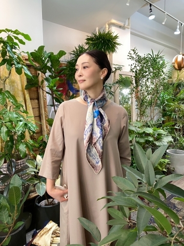 ◼️ ヴィンテージスカーフと愉しむ季節の旅 ◼️_e0334462_19584498.jpg