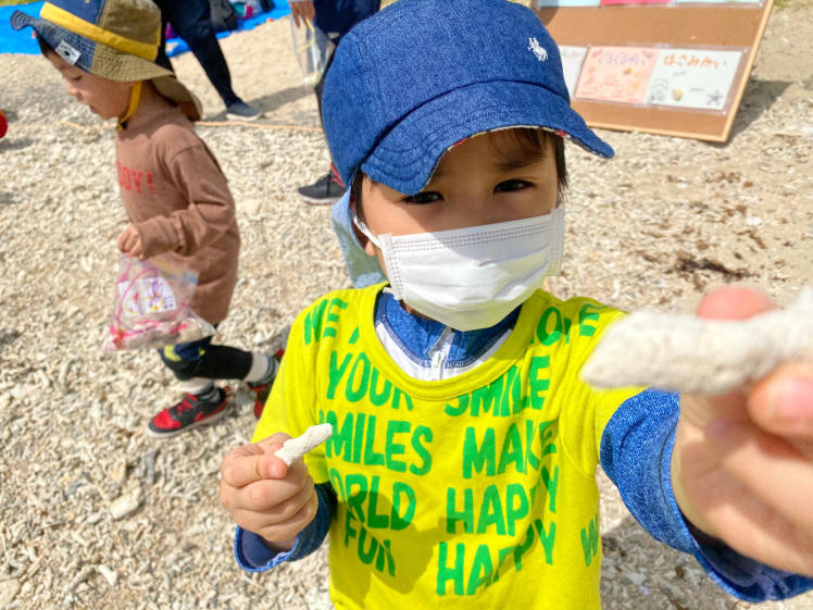 青空ようちえん〔週末〕海辺の絵本づくりwithチムドンドンおきなわ(3/13)海の宝物を詰め込んだ世界にひとつの絵本づくり。素敵な絵本がたくさんできました!_d0363878_20340849.jpg