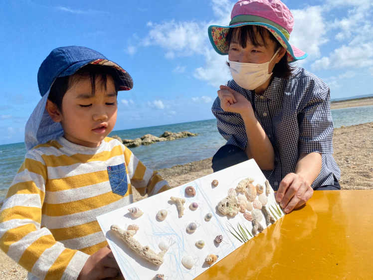 青空ようちえん〔週末〕海辺の絵本づくりwithチムドンドンおきなわ(3/13)海の宝物を詰め込んだ世界にひとつの絵本づくり。素敵な絵本がたくさんできました!_d0363878_21030115.jpg